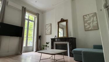 Appartement Avenue Feuchères Arènes - Photo 3