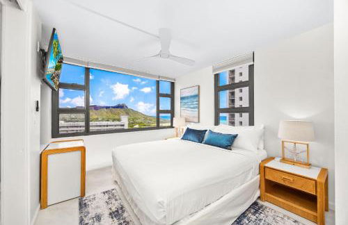Diamond Head and Ocean views with King Bed and Parking - Foto 4