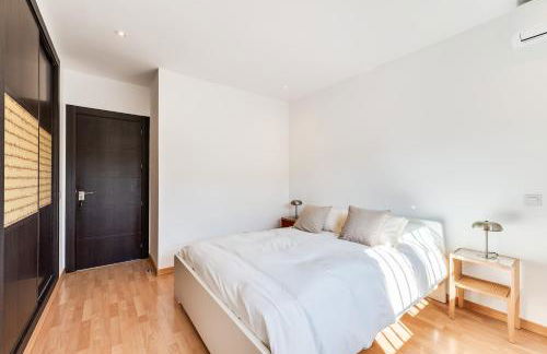 Villa in Marbella with golf views - Photo 49