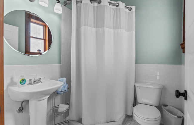 The Marquis Manor | JZ Vacation Rentals - Photo 16