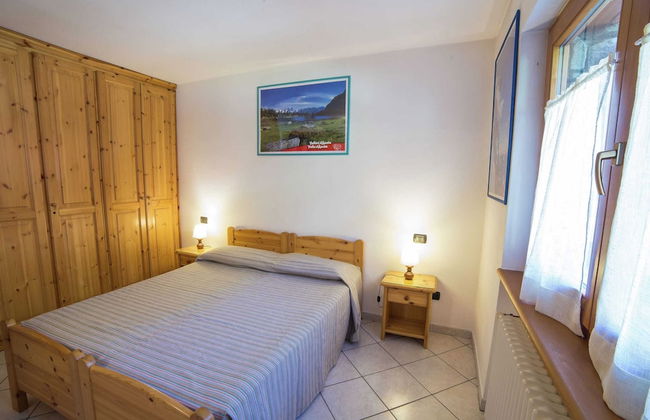 Chalet in Antey-saint-andre With Mountain Views - Foto 2