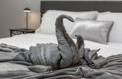 Spacious Retreat - Near IAH Airport & Lake Houston, Sleeps 9 - Foto 3