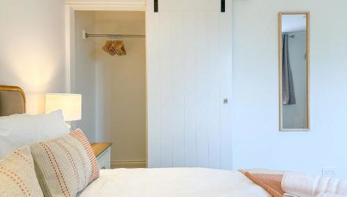 Modern Canterbury 3 Bedroom Townhouse - Pets Welcome & Free Parking - Foto 5