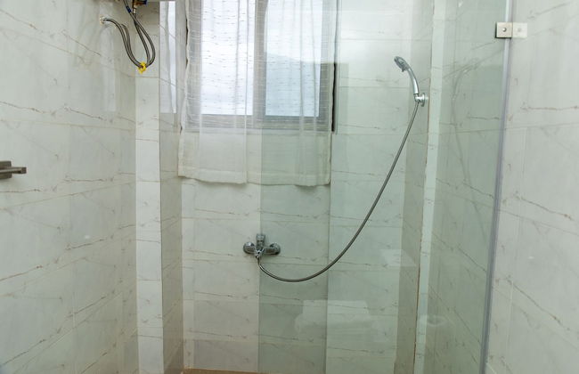 Spacious & Outstanding 3-bed Furnished Apartment - Foto 18