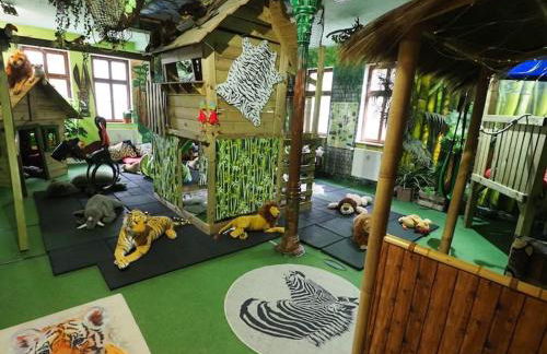 Ferienhaus Eden Frankenblick I Familien-Ferienhaus I nahe Skipiste l Spielzimmer I Waschmaschine I kostenlos parken I WLAN I Spülmaschine - Photo 22