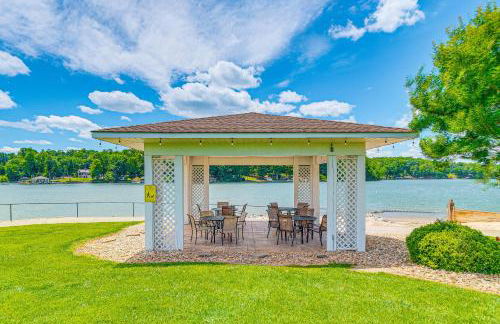 Steps to Smith Mountain Lake Unit with Pool Access! - Foto 21