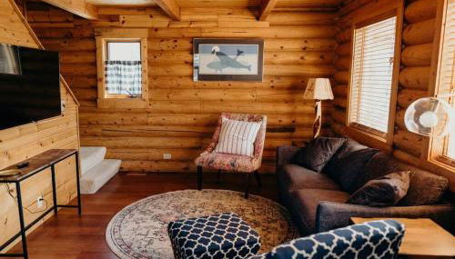 Beautiful Alaskan Log Cabin on Wooded Lot - Foto 3