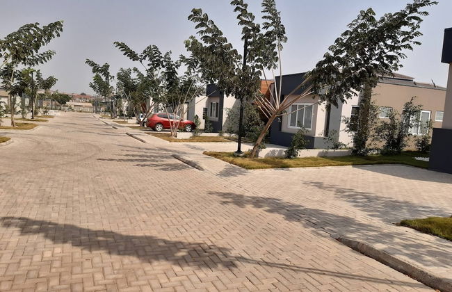 Serene Oasis in East Legon Hills - Chic 2 Bedroom Retreat - Photo 34