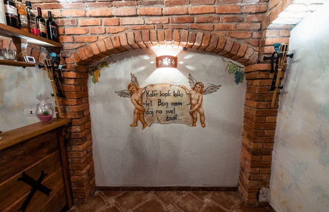 Vineyard cottage Na hribu - Photo 23