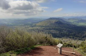La Pierre des Volcans Chaleureux Calme Champêtre - Foto 42
