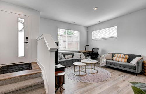 Downtown 1 mi Sleeps 6 wRooftop 3BR 4BED New built Modern Stylish Luxury - Foto 50