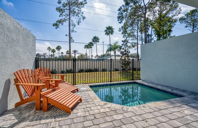 7961 Luxuosa Villa de 4 Suítes com Piscina Privativa a 10 Minutos da Disney - Foto 25