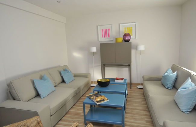 Mola! Suites - Photo 16