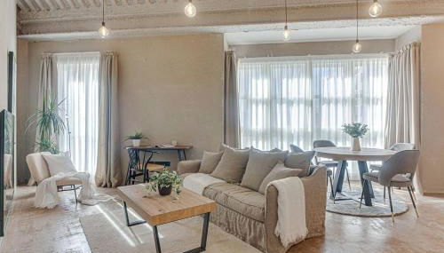 Metropolitan Boutique - Photo 5, Other