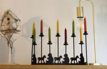 Aux Trompettes Violettes - Foto 53