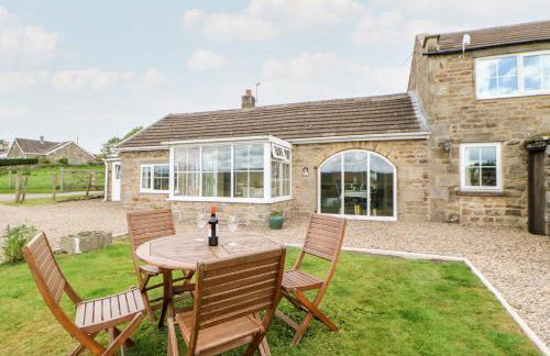 Hury Lodge - Photo 1