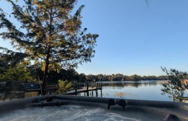 cozy lakeside retreat - Photo 13