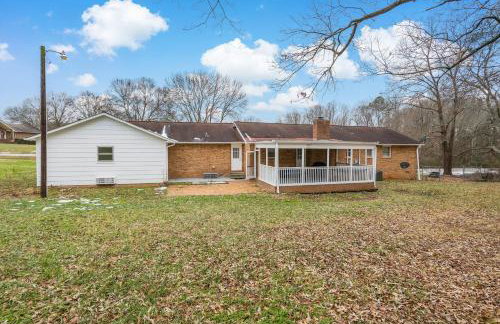 Spacious and private home at Boiling Springs - Foto 9