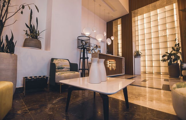 The Row Residential Hotel - Photo 3