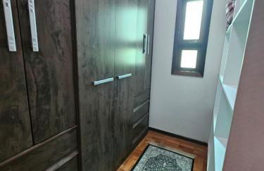 Aconchegante, amplo e central - Foto 8