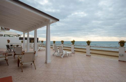 Le Sorelle Villa sul mare - Foto 2