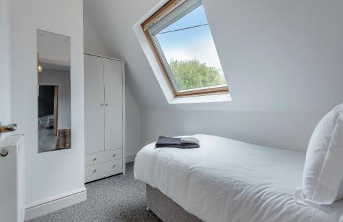 The Pool House - Photo 15