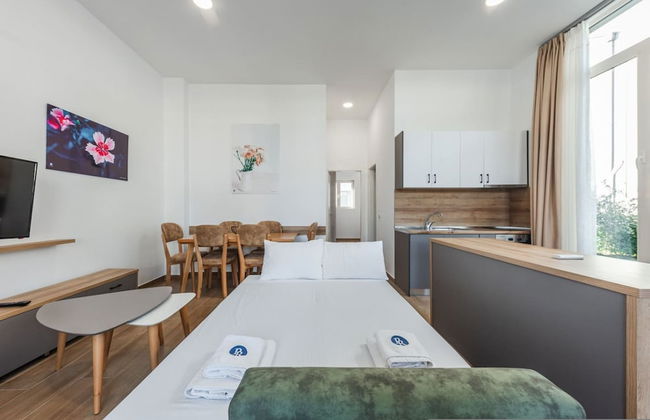 Garden View Apartment - Karafili - Photo 8