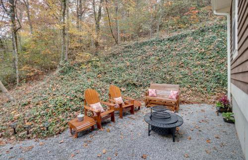 Enchanted Forest Cottage with Hot Tub! - Foto 19