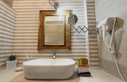 Sweet Suite - Photo 5