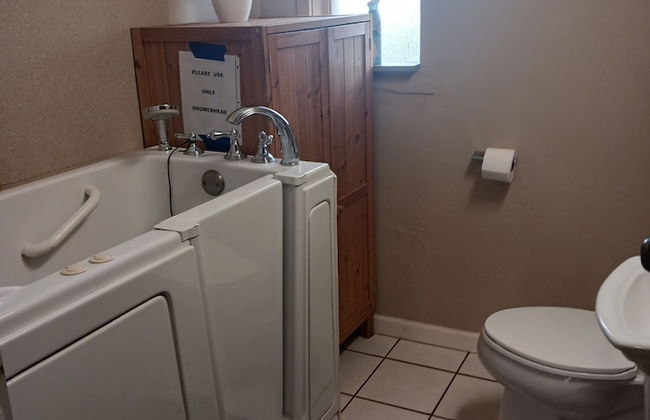 VIGILANTE INN EARP - Photo 9