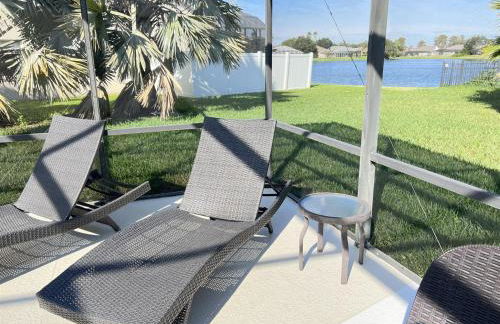 Magical Lakeview 4 Master Suites Pool Hot Tub BBQ Home Theater 2 Miles Disney - Foto 19