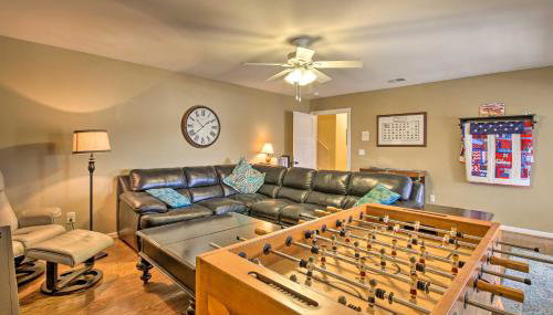 Luxe Lakefront Apartment w/ Shared Pool & Dock! - Foto 5