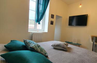 "Le Petit Paradis" au Centre Ville d'Oyonnax - Foto 29