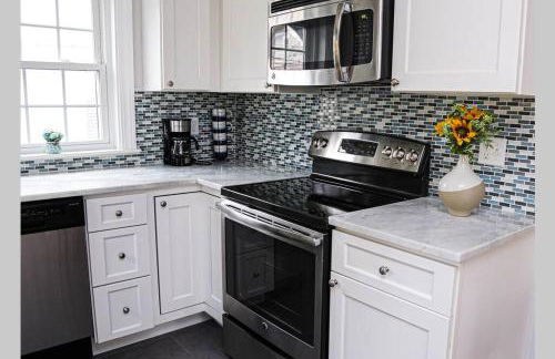 NEW 2BR Apartment near Lake Winnipesaukee - Photo 10