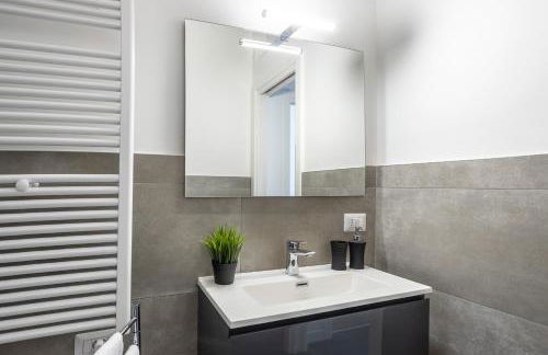 [Navigli - Center] Modern Suite, Fast Wi-Fi & Tram - Foto 4