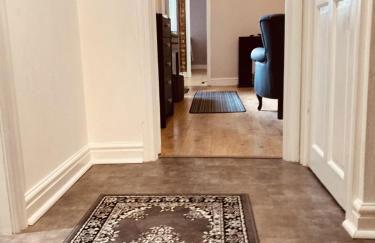 Stunning Stylish & Spacious Ground Floor Apartment, Kidderminster - Foto 7