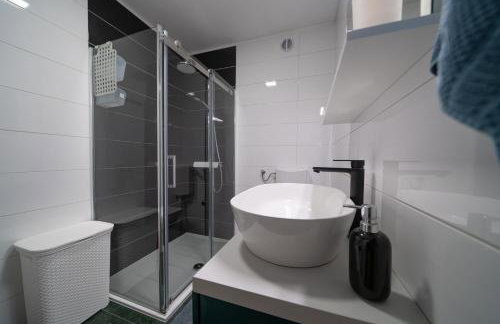 The Rooftop - Photo 35