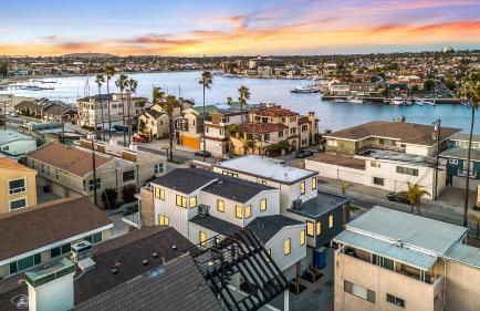 Beach Paradise - Stunning 3-Story in Long Beach - Foto 10