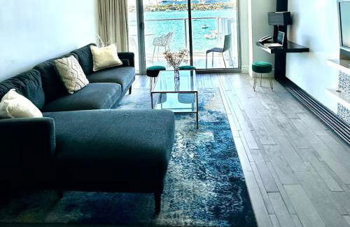 Stunning Views 2BD Condo at Hotel w Pool, Bar - Foto 16