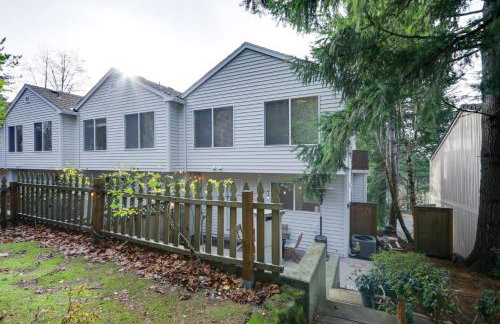 Lake Oswego Home with Deck 9 Mi to Downtown Portland - Foto 25