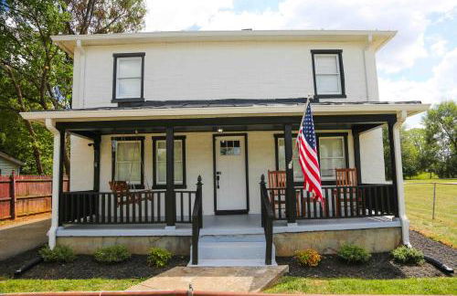 1939 Four Bed Rustic Escape by Casino - Foto 1