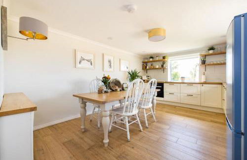 Luxurious Complex: 2 barns together edge of Frome - Photo 34