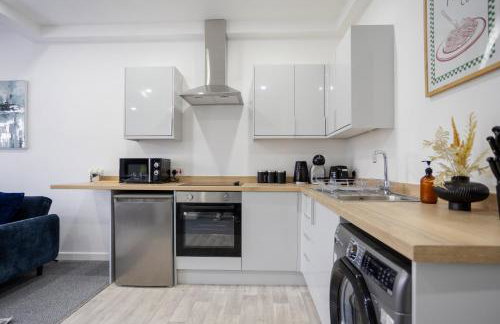 Bespoke Apartments Near Cardiff City Centre Free Parking - Foto 10