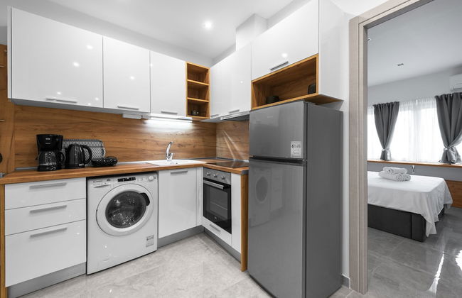 White and Wood Nilie Hospitality MGMT - Foto 6