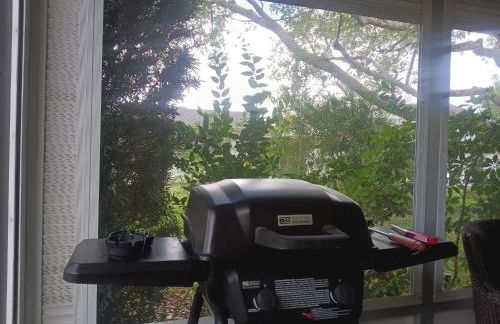 Comfortable Stay- Fully Stocked Home & Coffee Bar- All Essentials Provided - Photo 38