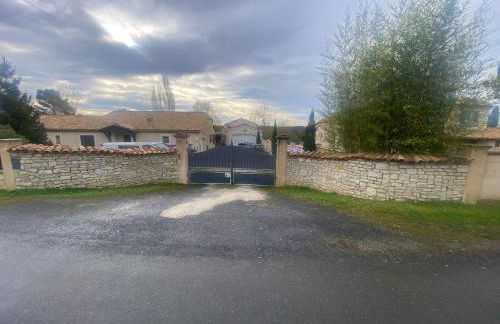 Maison au centre du Périgord avec spa et piscine - Foto 6