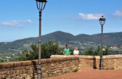 Trilocale con piscina - Foto 64