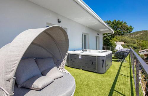 Villa Mirjam with swimming pool, jacuzzi and sea view - Foto 18