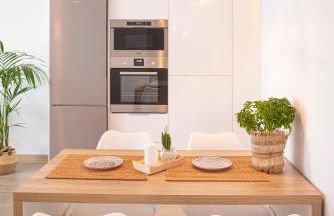 ETHOS Luxury Home - Seaview Villa with Hot-Tub! - Foto 9