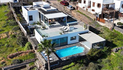 Sea View Villa mit 5 Schlafzimmern, Heated Pool, PS4, Fitnessraum - Foto 4